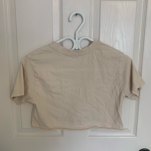 Graphic Crop Top - Picture 3 of 3